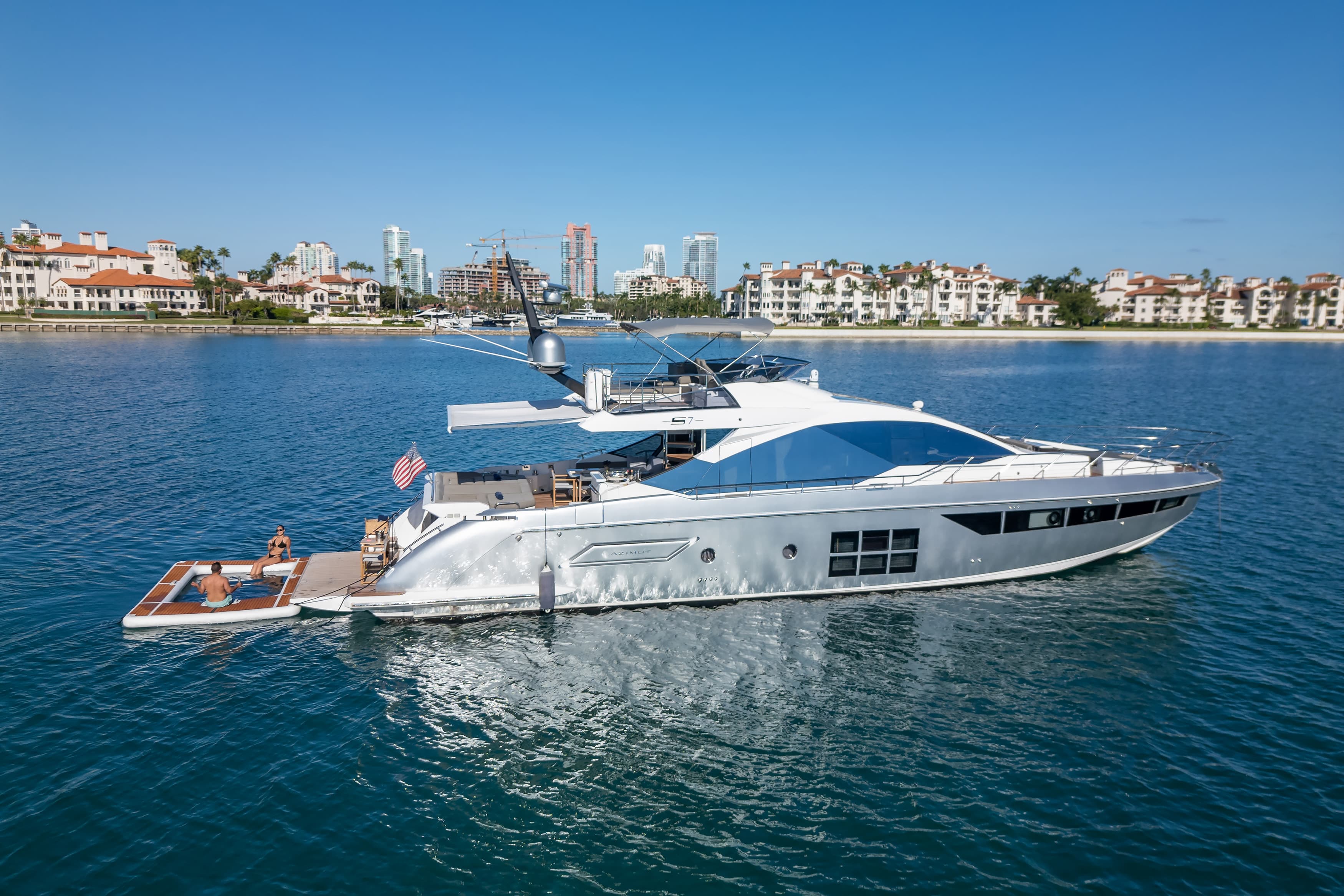 Azimut  photo 1