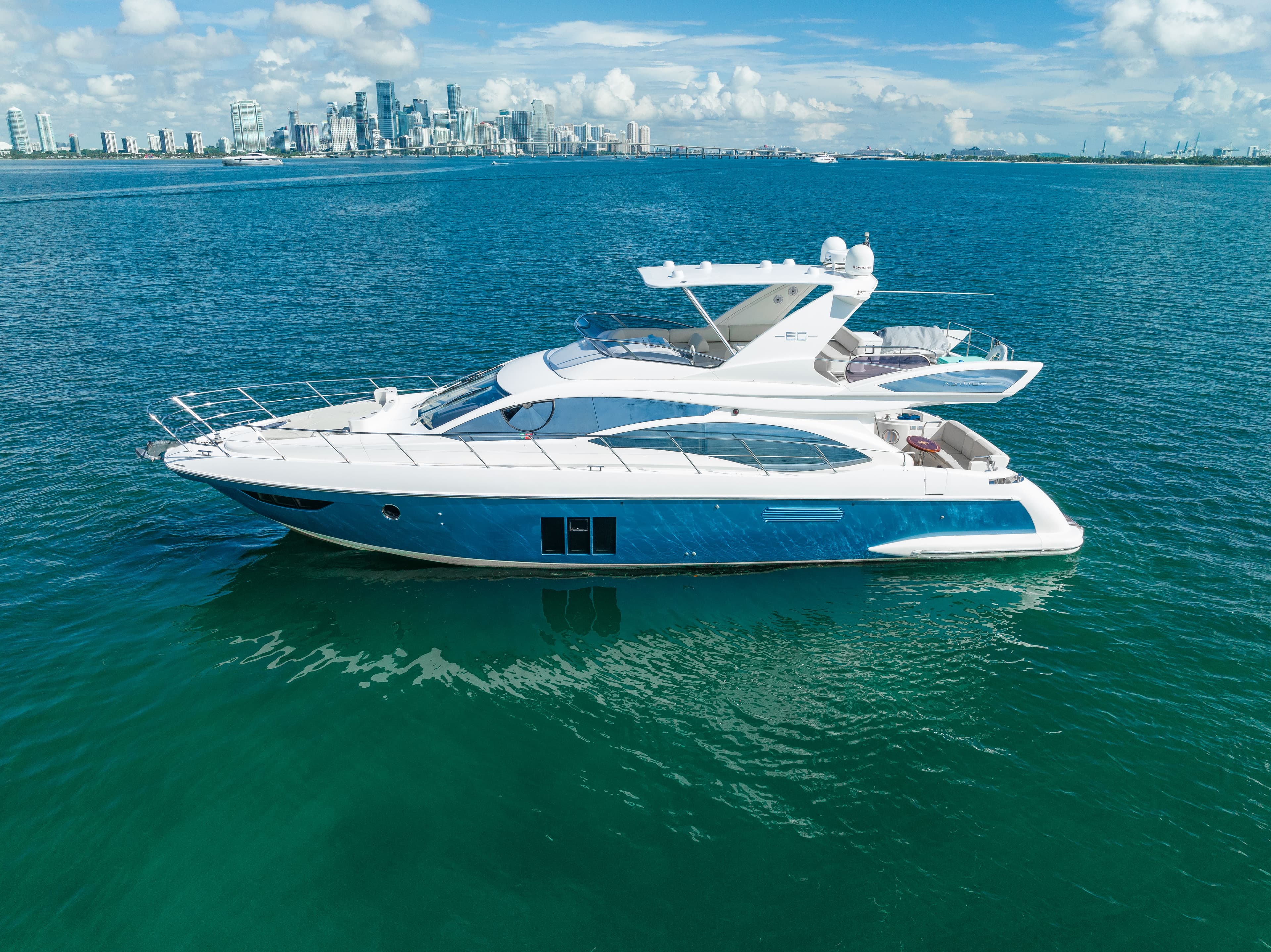 Azimut  photo 1