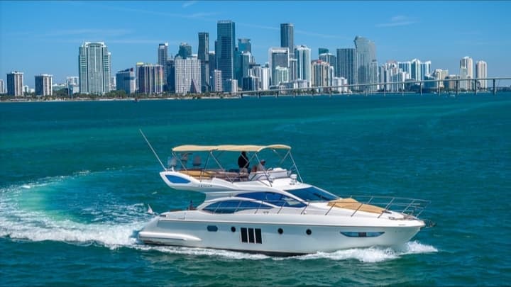 Azimut photo 1