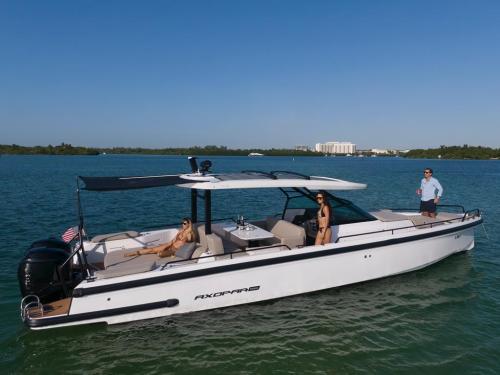 38ft Axopar Brabus Edition 2023 - BALBOA Yacht