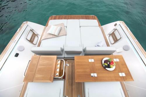 45ft Fjord 2021 - LIVIN Yacht